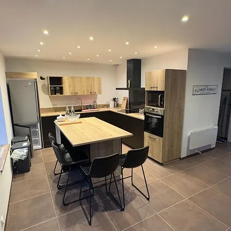 Holiday home Maison Familiale Mont Saint-michel *