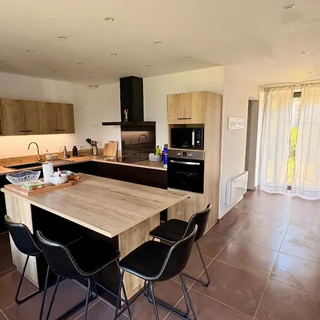 Holiday home Maison Familiale Mont Saint-michel