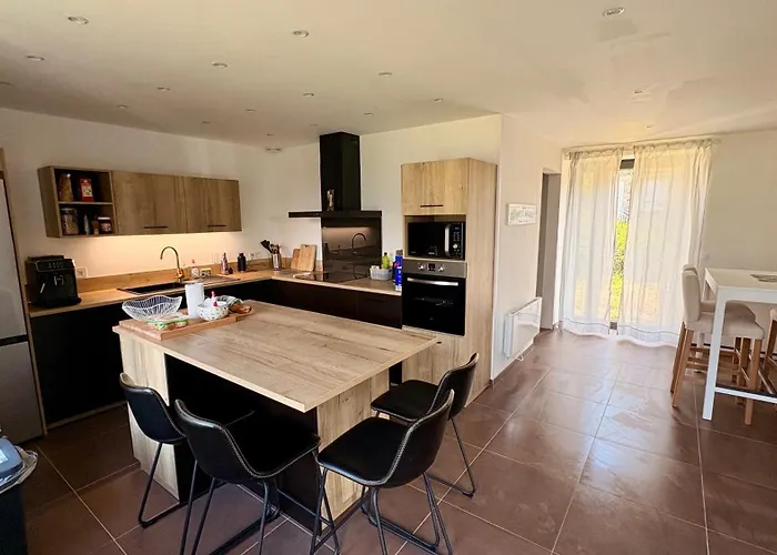 Holiday home Maison Familiale Mont Saint-michel