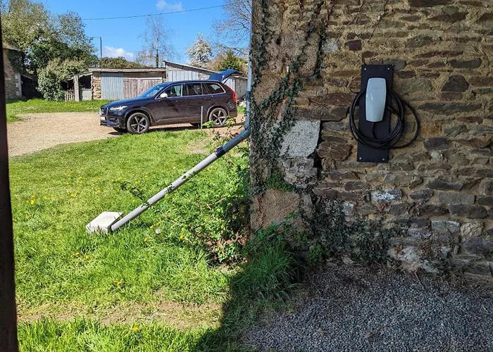 Maison Familiale Mont Saint-michel Saint-James